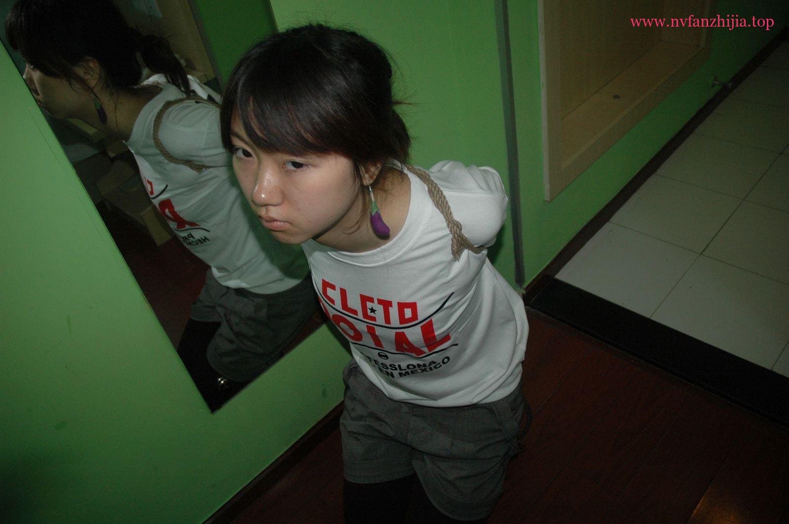 2010-10-22冉冉学生制服